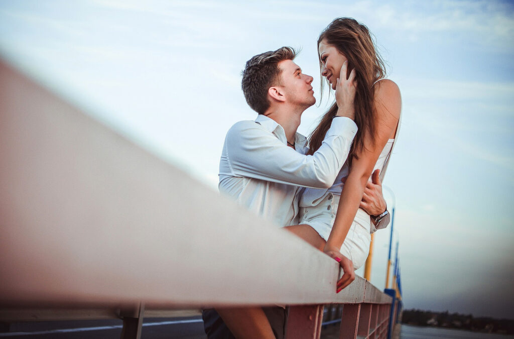 Young man seducing a woman with words